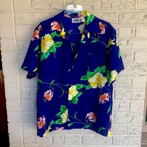 Vintage Malihini Hawaiian shirt